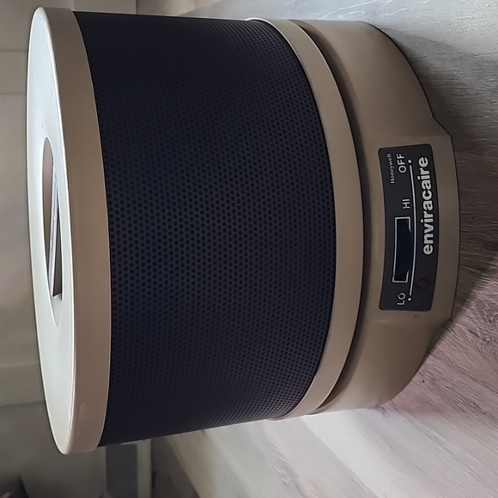 Honeywell Enviracaire 12500 True HEPA 360 Air Purifier/Air Cleaner